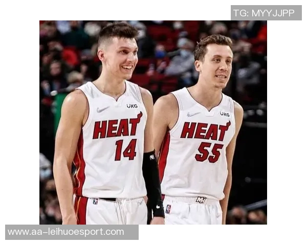 希罗回忆与邓罗的合作时光称其为最杰出的射手之一