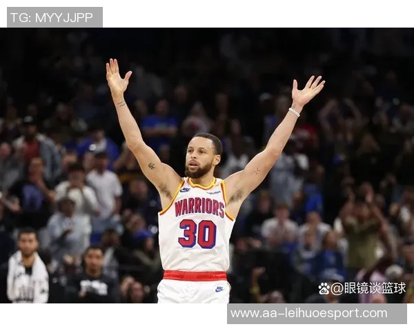 字母哥哥盛赞库里和利拉德称后者三分训练命中率惊人